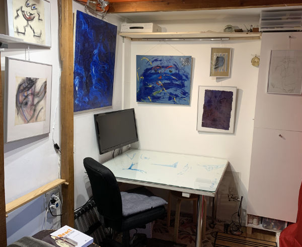 Doug Petrovic, oeuvres, et place de travail de développeur Doug Petrovic, huiles et gouaches, comme cadre de travail